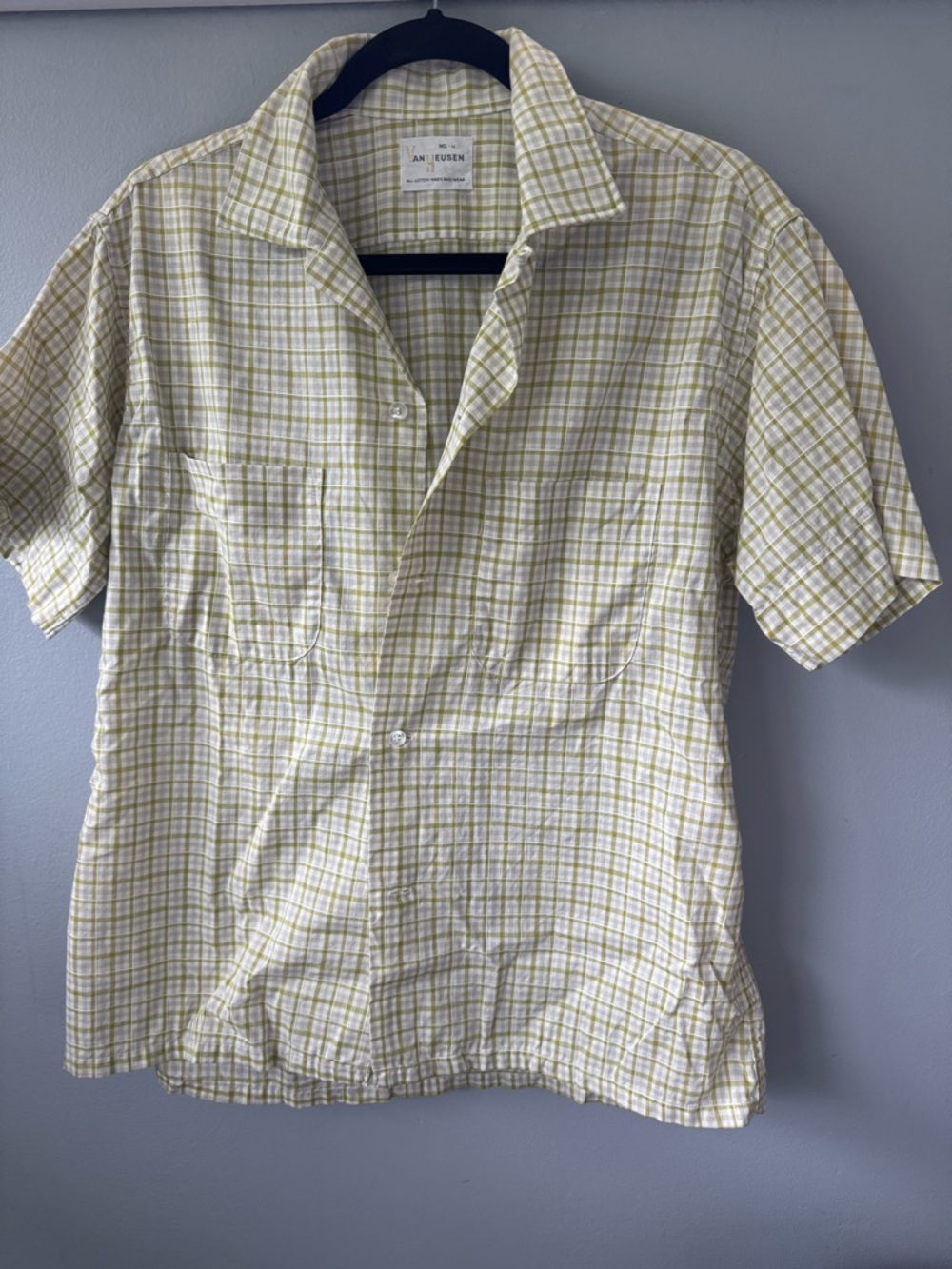 Vintage 60s Van Heusen Loop Collar